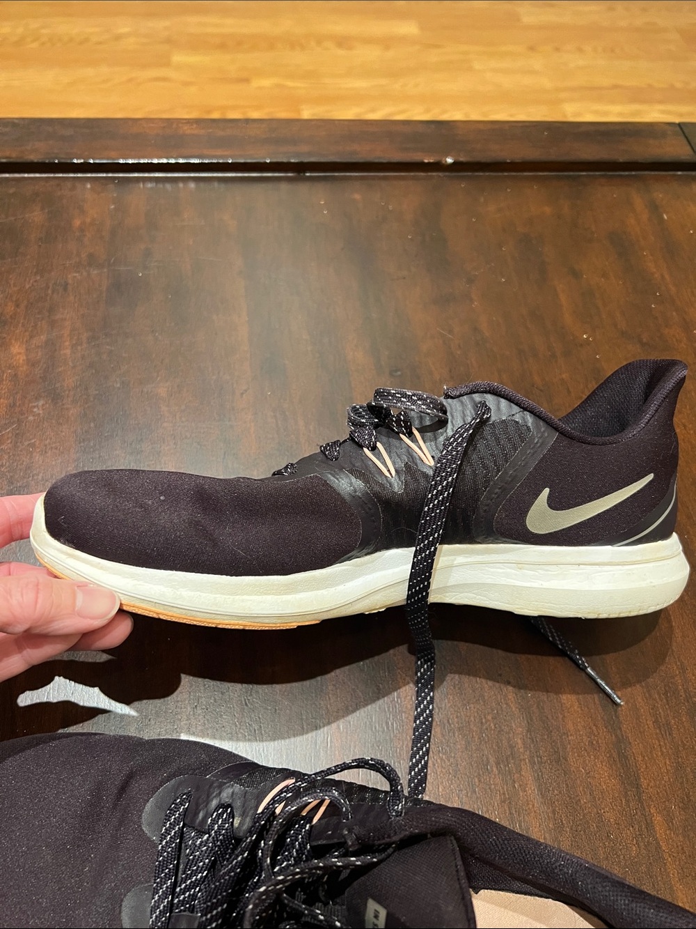 Nike Running Shoes - Picture 10 of 11